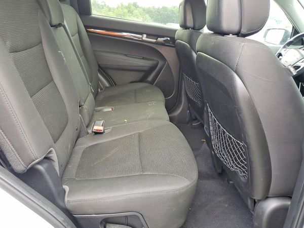 2015 KIA SORENTO GL