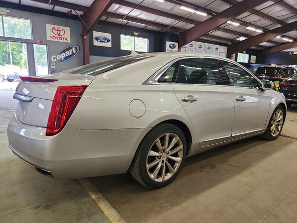2013 CADILLAC XTS Premium