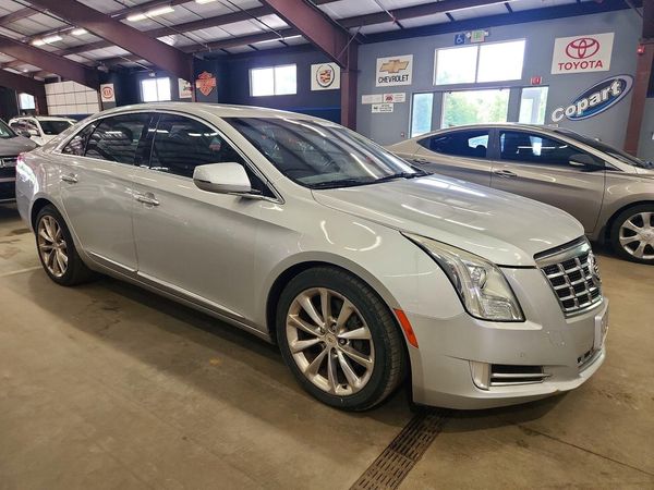 2013 CADILLAC XTS Premium