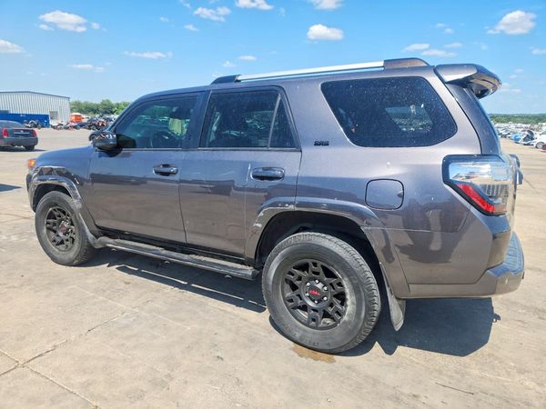 2021 TOYOTA 4RUNNER