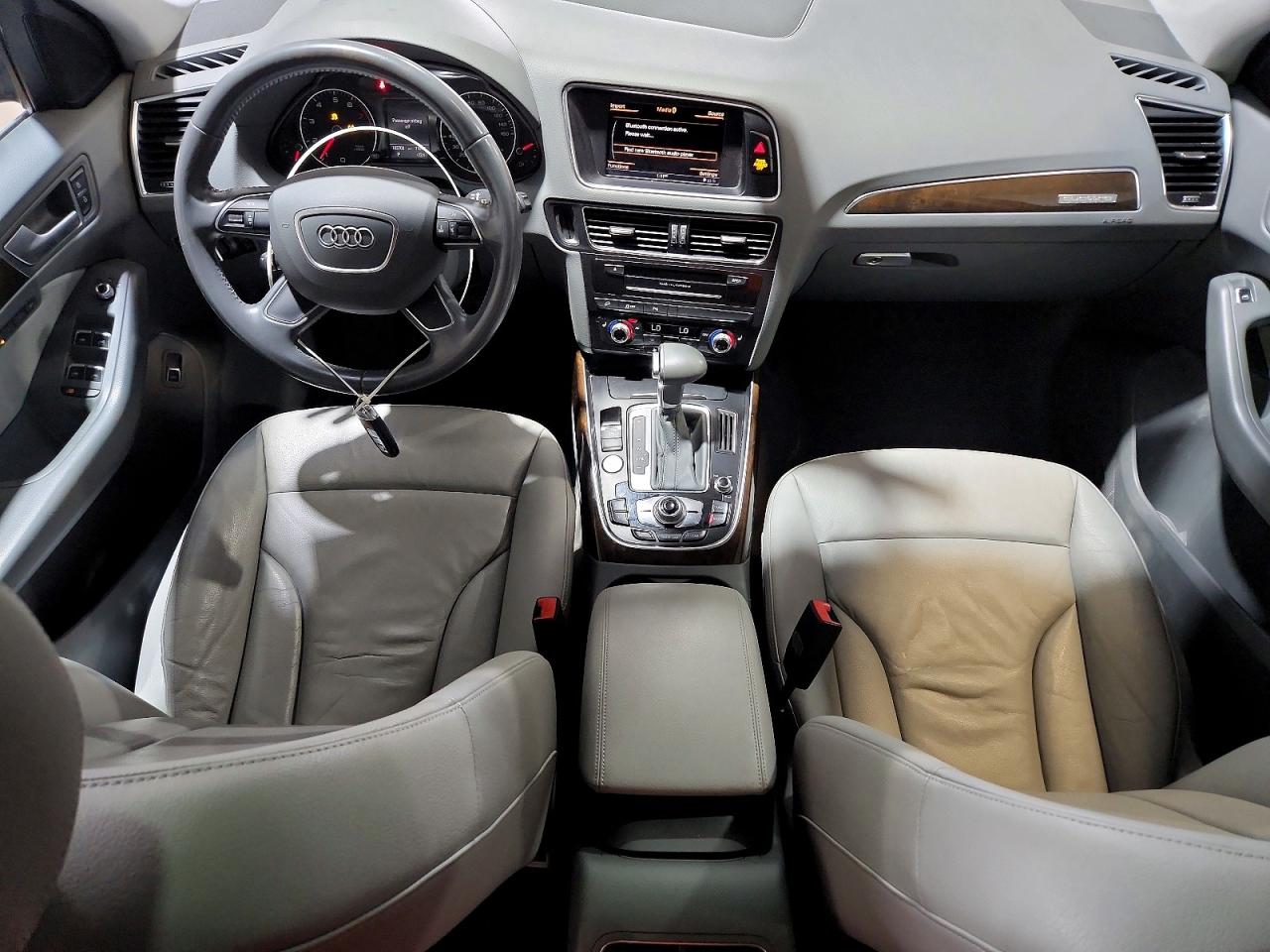 2013 AUDI Q5 Premium Plus