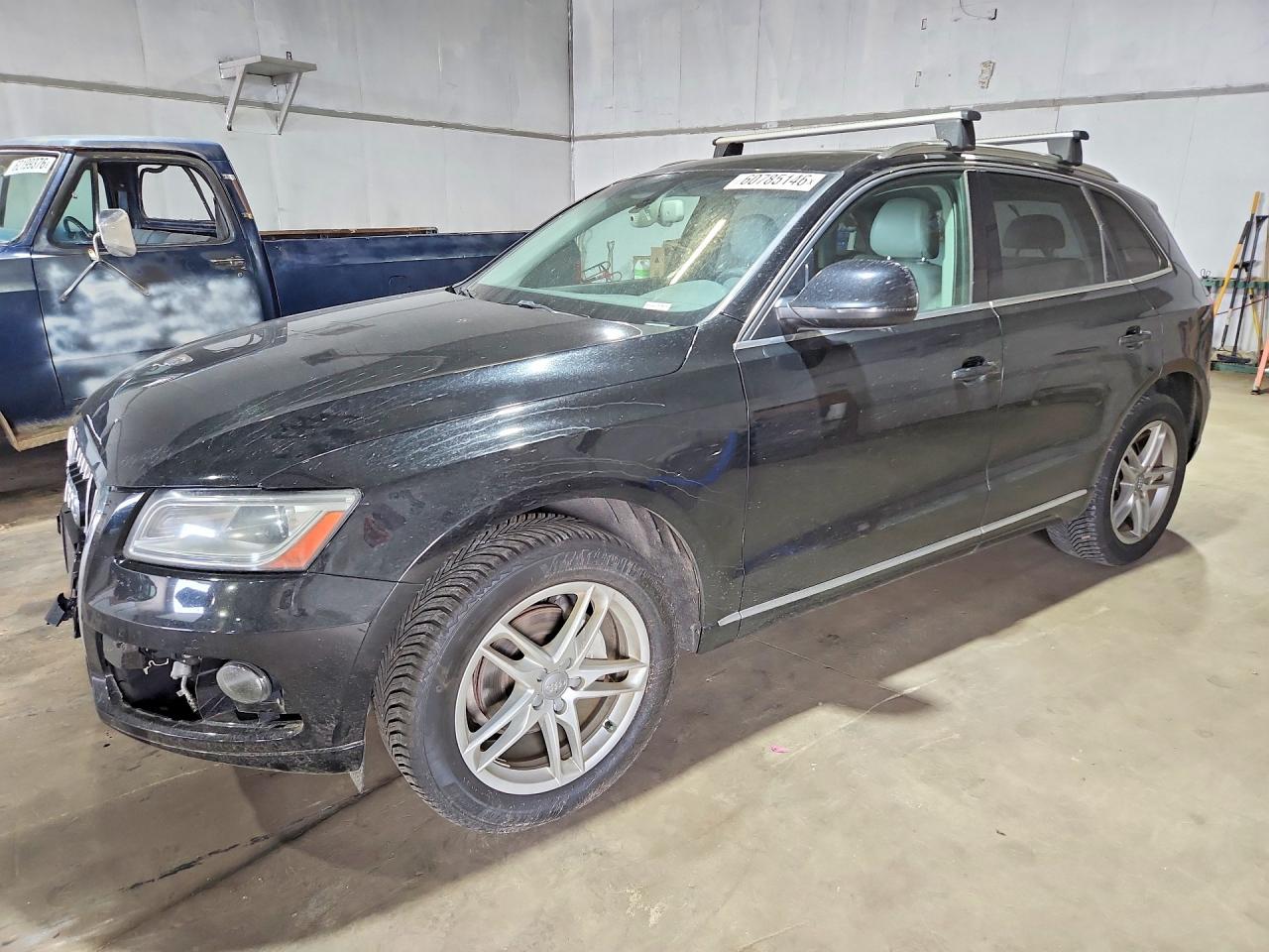 2013 AUDI Q5 Premium Plus