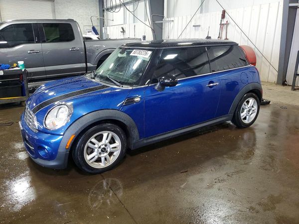 2013 MINI COOPER