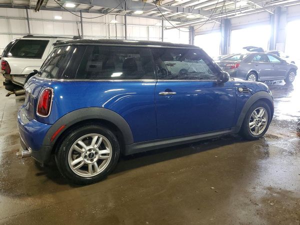 2013 MINI COOPER