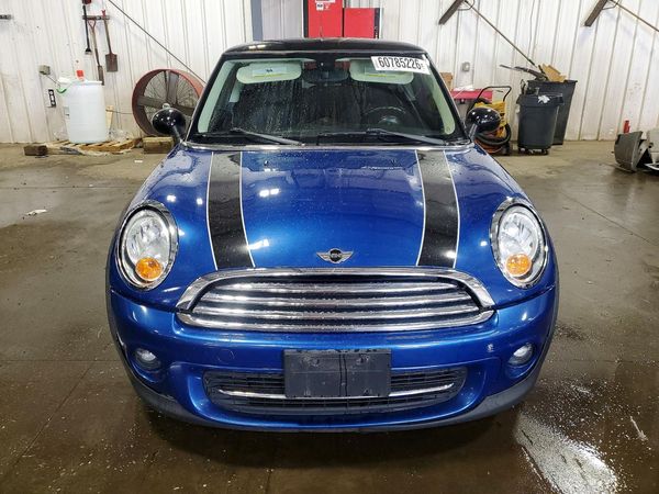 2013 MINI COOPER
