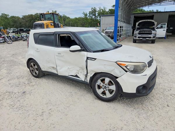 2017 KIA SOUL Base