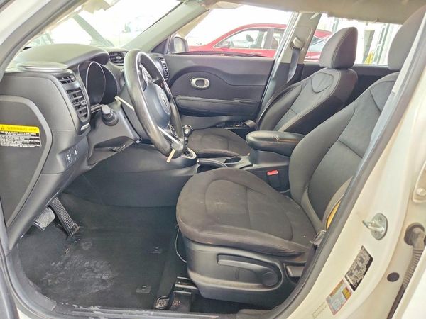 2017 KIA SOUL Base