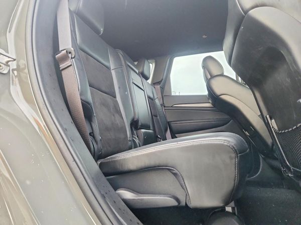 2021 JEEP GRAND CHEROKEE Laredo