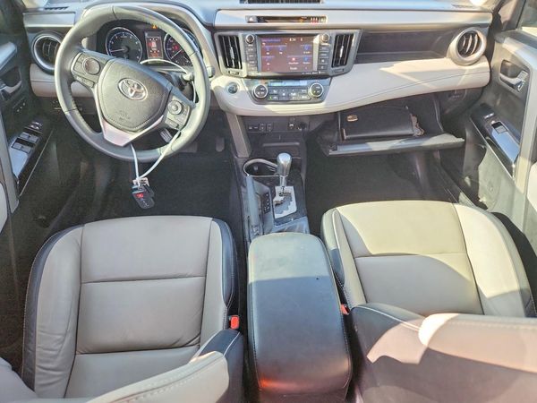 2017 TOYOTA RAV4 Ltd/SE Platinum