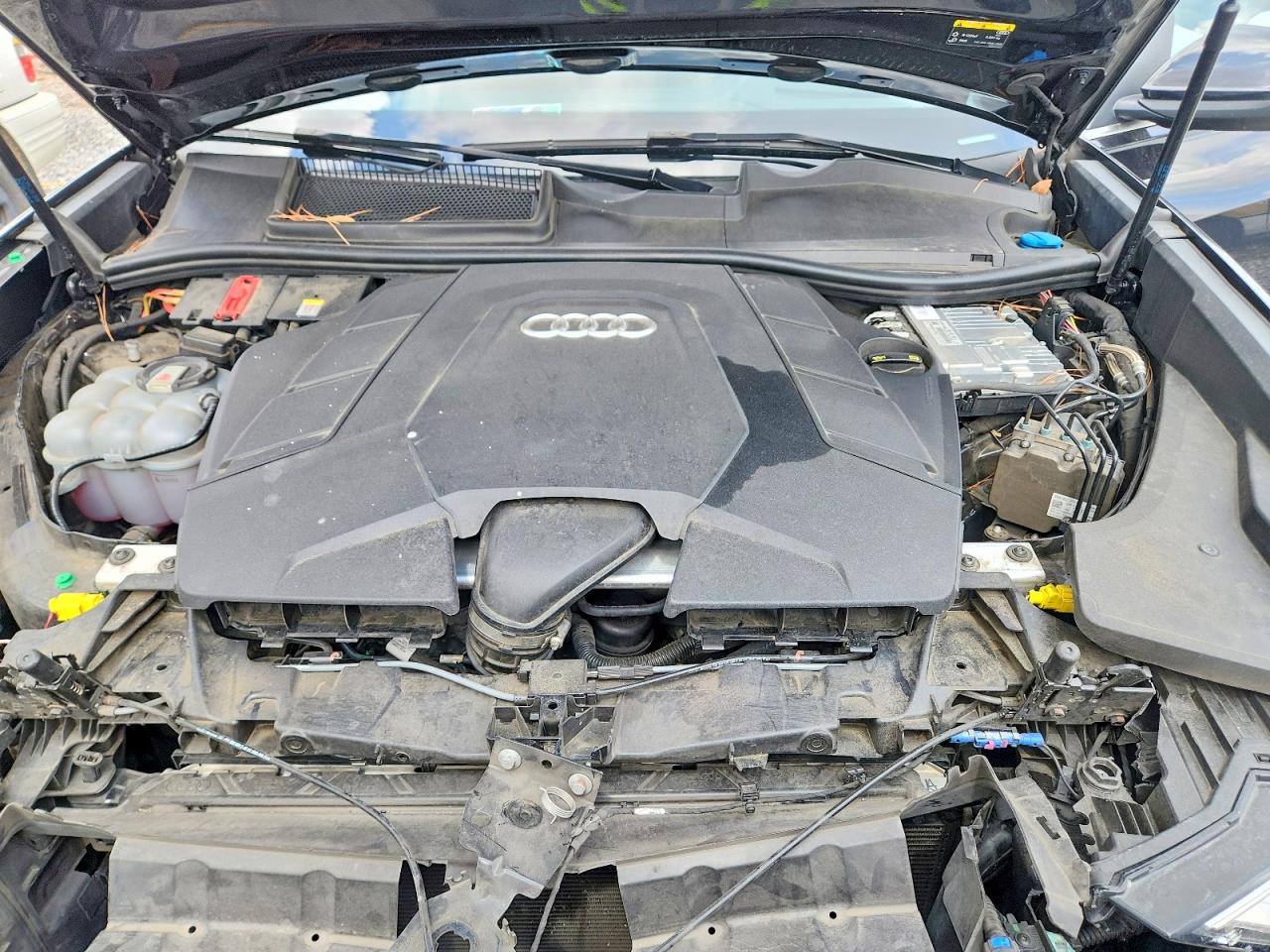 2019 AUDI Q8 quattro Prestige