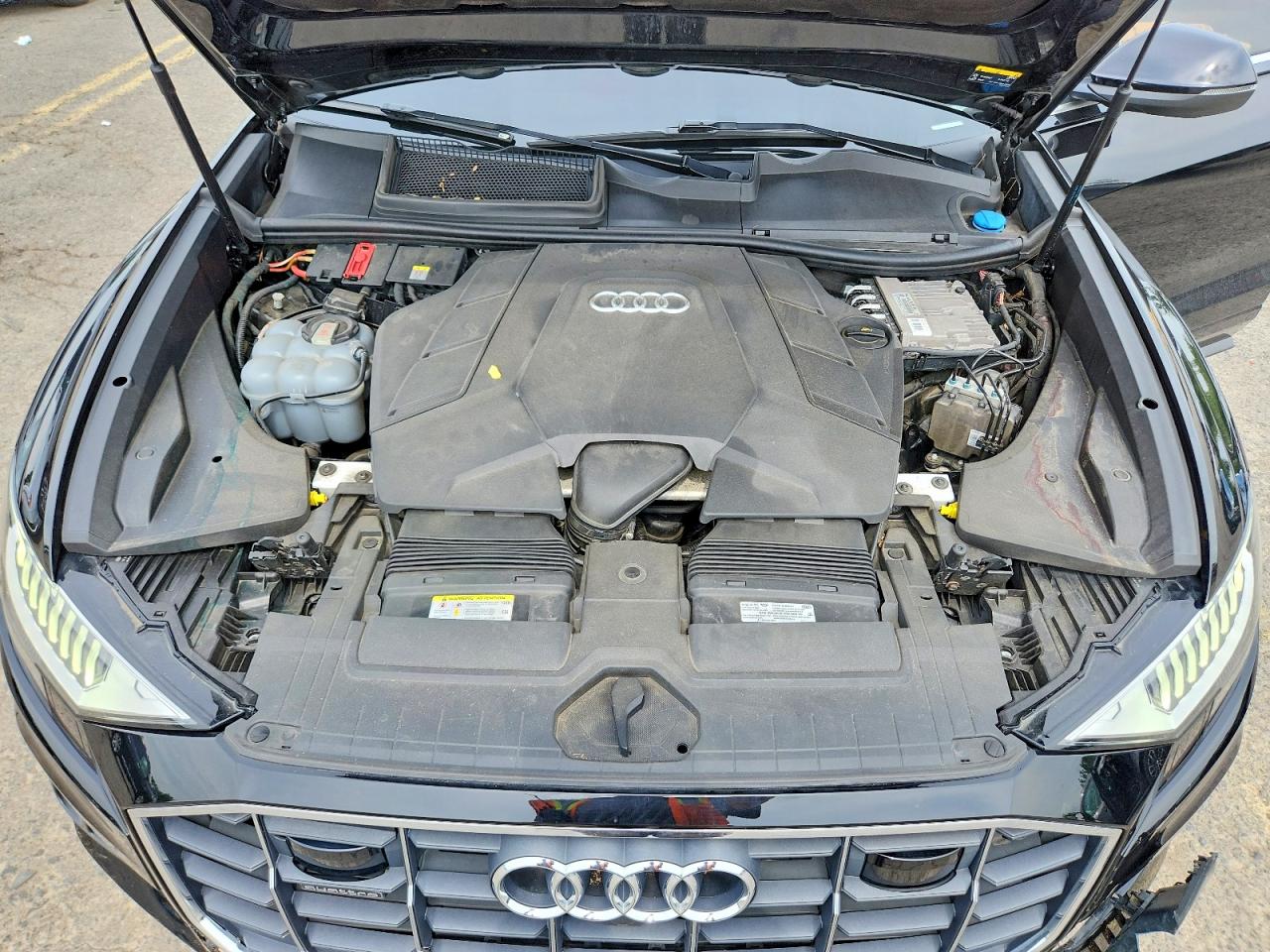 2021 AUDI Q8 quattro Premium Plus