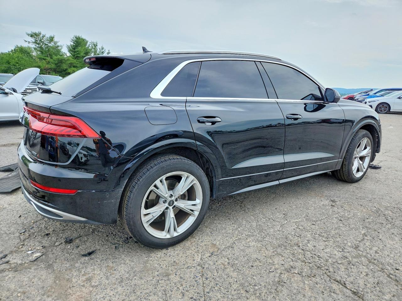 2021 AUDI Q8 quattro Premium Plus