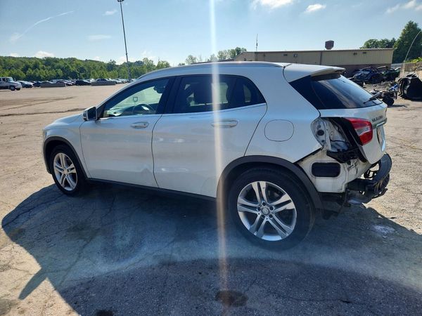 2017 MERCEDES-BENZ GLA GLA250-4M