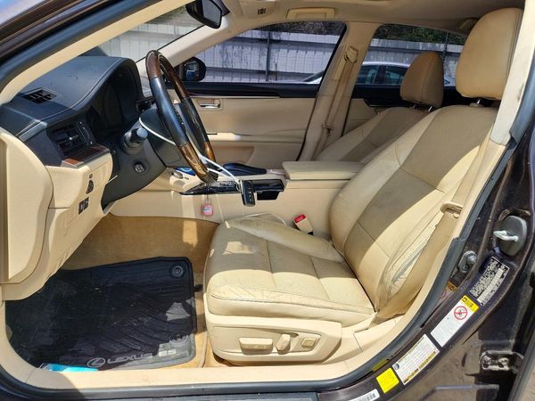 2014 LEXUS ES