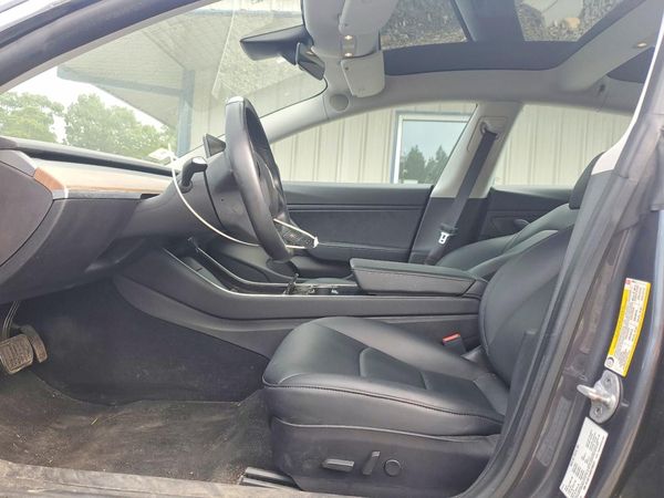 2019 TESLA MDL 3