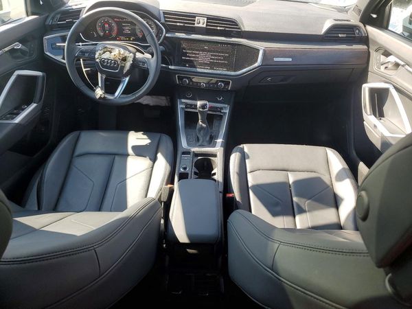 2024 AUDI Q3