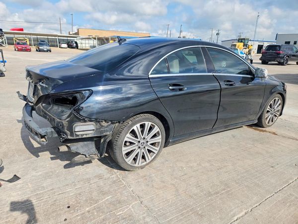 2018 MERCEDES-BENZ CLA CLA250-4M