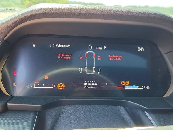 2024 JEEP GRAND CHEROKEE L LAREDO 4X4
