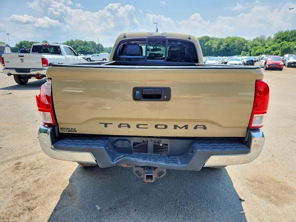 2016 TOYOTA TACOMA