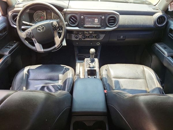 2016 TOYOTA TACOMA