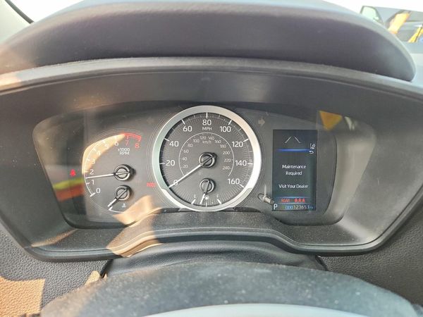 2021 TOYOTA COROLLA