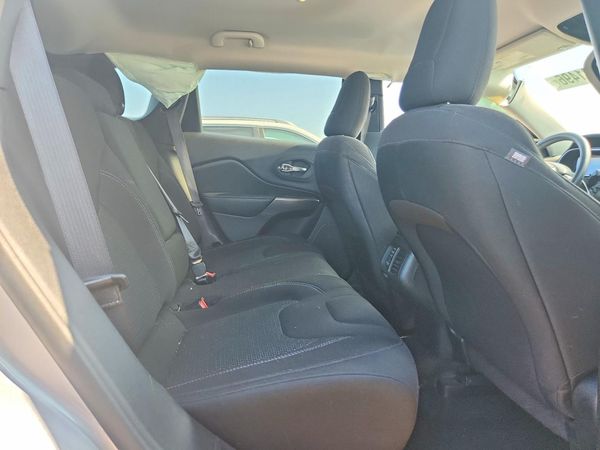 2020 JEEP CHEROKEE LATITUDE FWD
