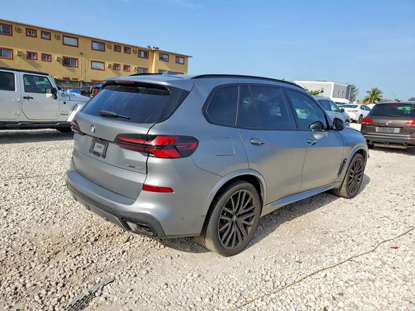 2025 BMW X5 sDrive40i