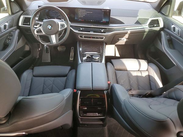2025 BMW X5 sDrive40i