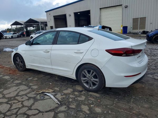 2017 HYUNDAI ELANTRA
