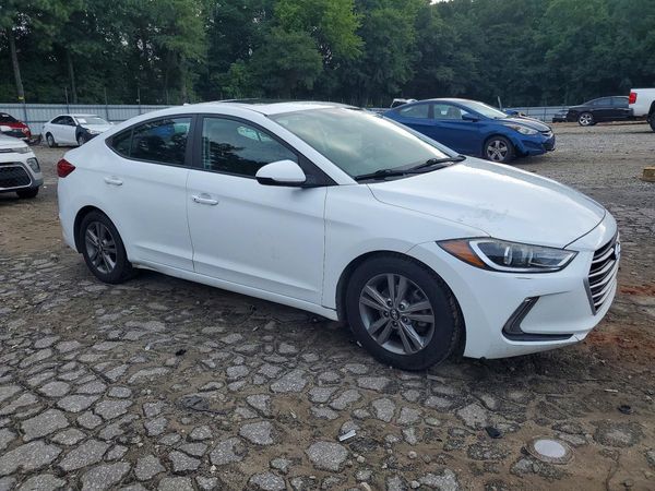 2017 HYUNDAI ELANTRA