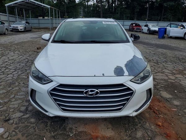 2017 HYUNDAI ELANTRA