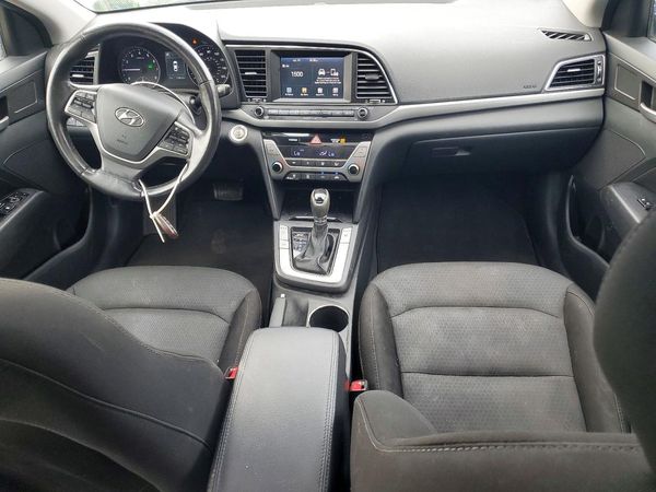 2017 HYUNDAI ELANTRA