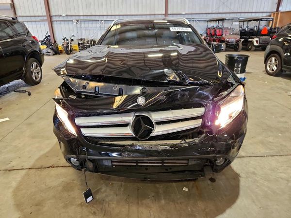 2017 MERCEDES-BENZ GLA GLA250-4M