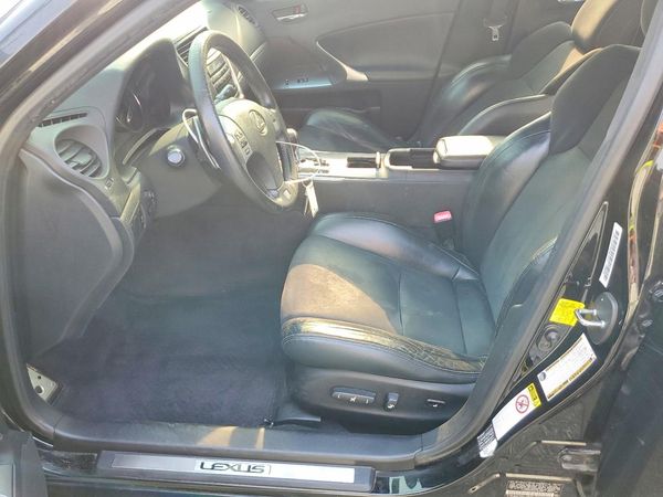 2013 LEXUS IS 250
