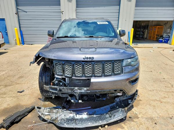 2021 JEEP GRAND CHEROKEE LAREDO 4X2