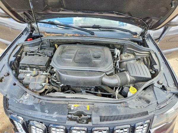 2021 JEEP GRAND CHEROKEE LAREDO 4X2