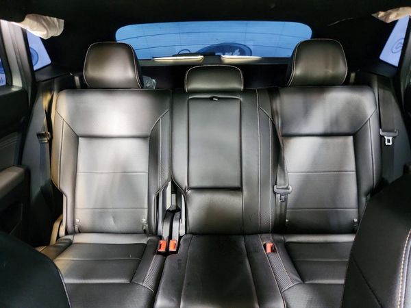 2023 VOLKSWAGEN ATLAS CROSS SPORT 4Motion SEL R-Line Black