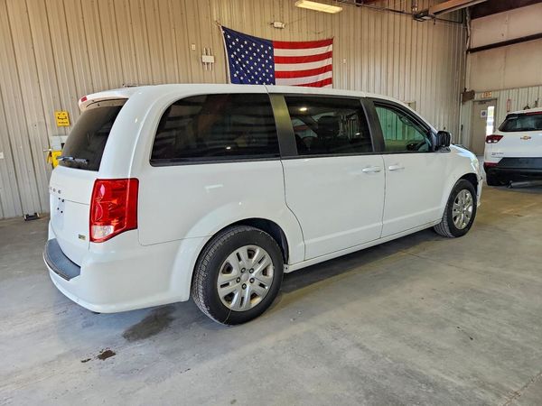 2018 DODGE GRAND CARAVAN SE