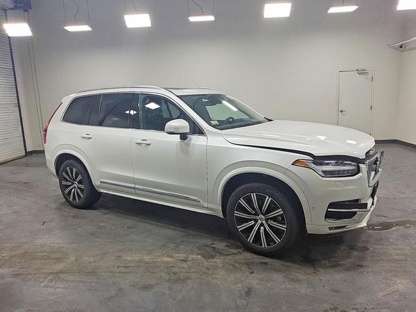2025 VOLVO XC90 Plus Bright
