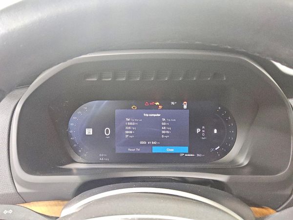 2025 VOLVO XC90 Plus Bright
