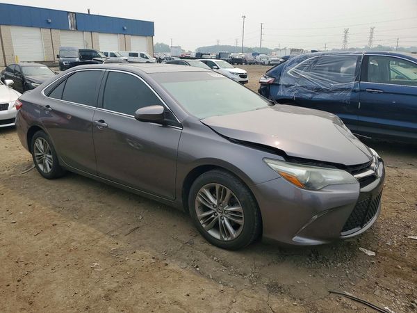 2015 TOYOTA CAMRY