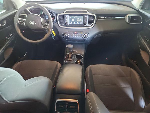 2019 KIA SORENTO L, LX, S