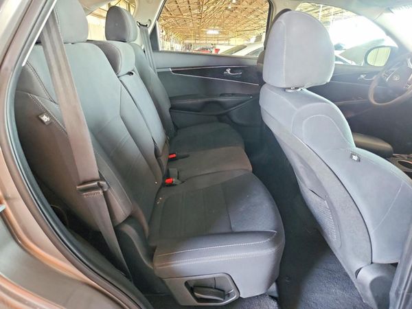 2019 KIA SORENTO L, LX, S