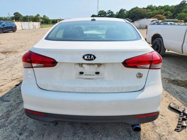 2018 KIA FORTE LX Base