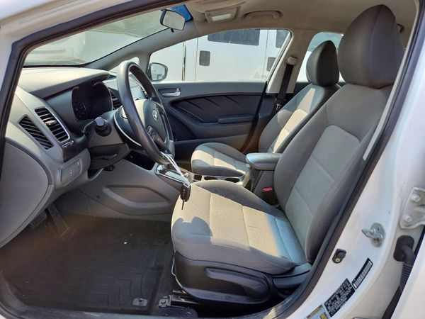 2018 KIA FORTE LX Base