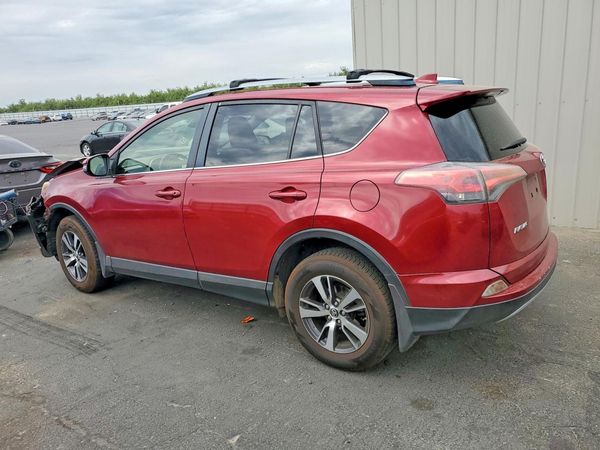 2018 TOYOTA RAV4 Adventure/XLE