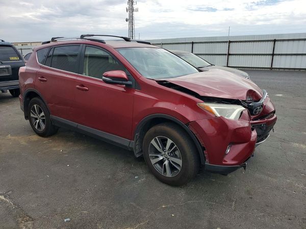 2018 TOYOTA RAV4 Adventure/XLE
