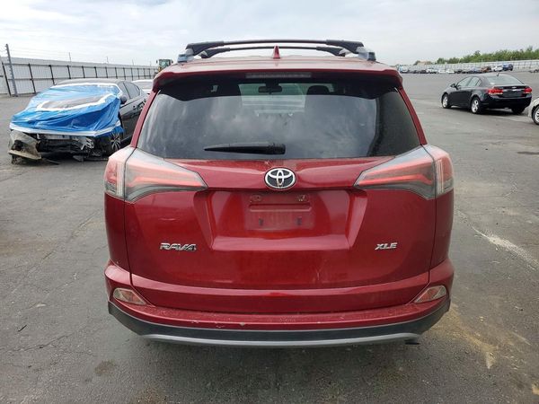 2018 TOYOTA RAV4 Adventure/XLE