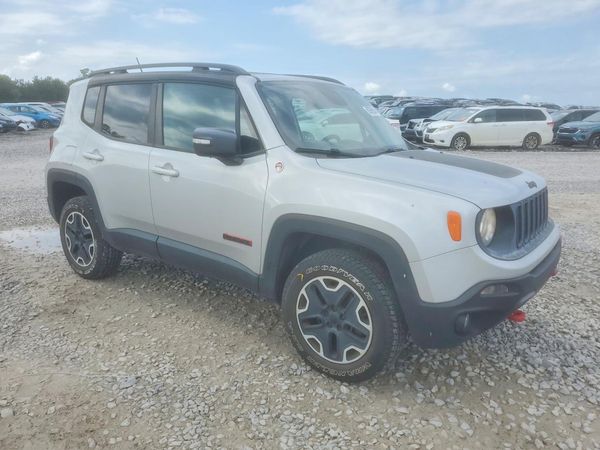 2015 JEEP RENEGADE TRAILHAWK 4X4