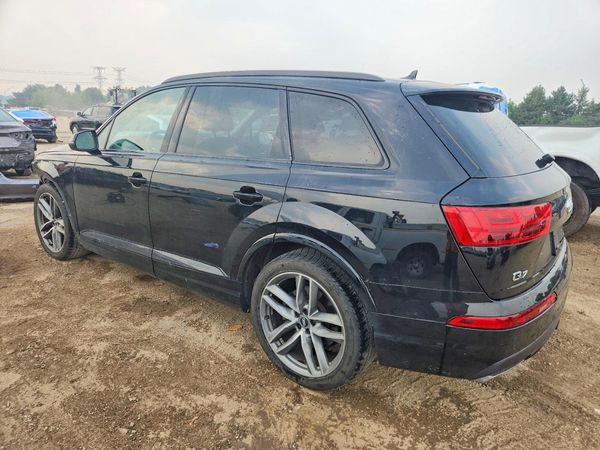2017 AUDI Q7 quattro Prestige
